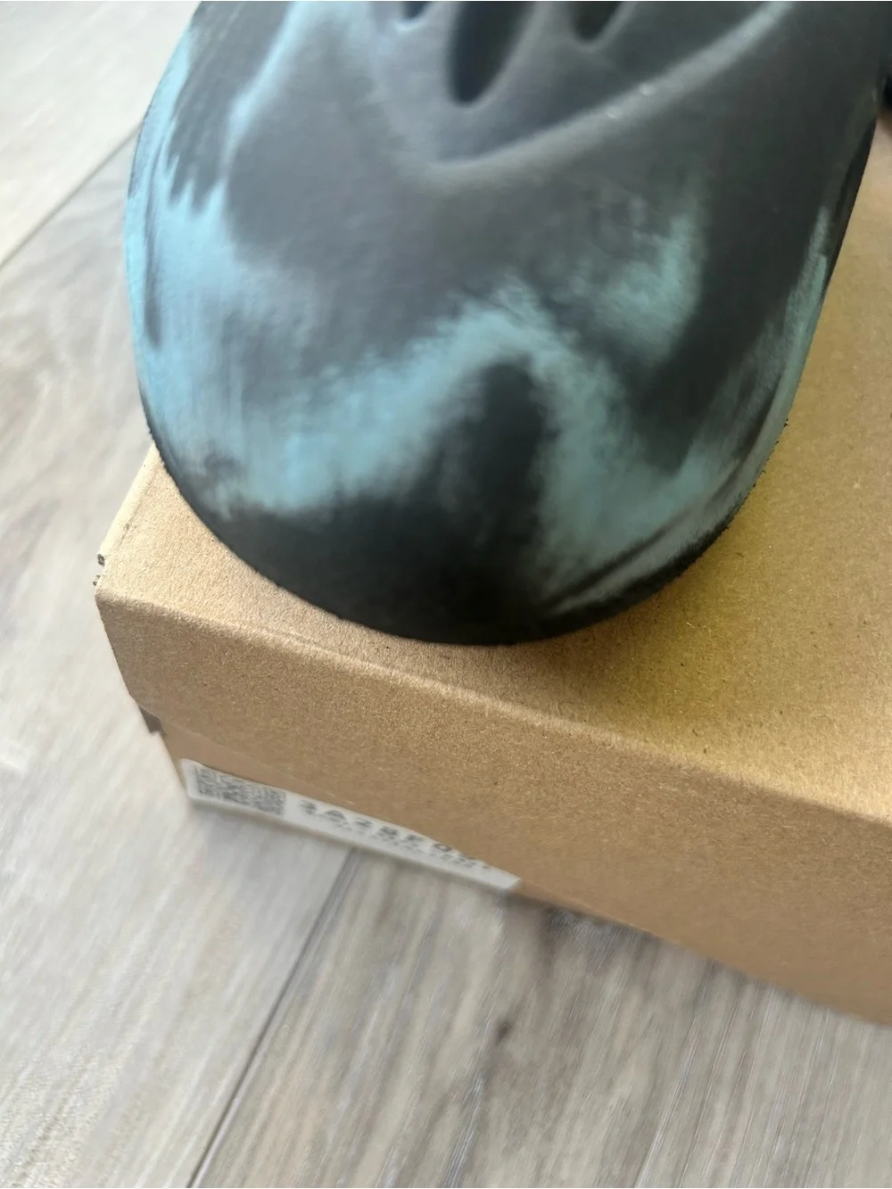 Adidas YZY Foam RNR Kids in Black with Teal Accents - Picture 2 of 10